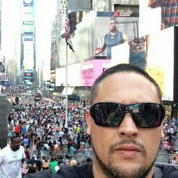 Robert Daniel Photo 20