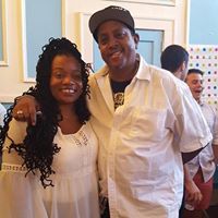 Renee Edwards Photo 15