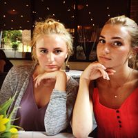 Paula George Photo 49