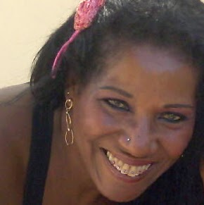 Jo Watts Photo 5