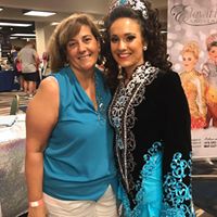 Theresa Clifford Photo 34