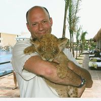 Robert Secrest Photo 30