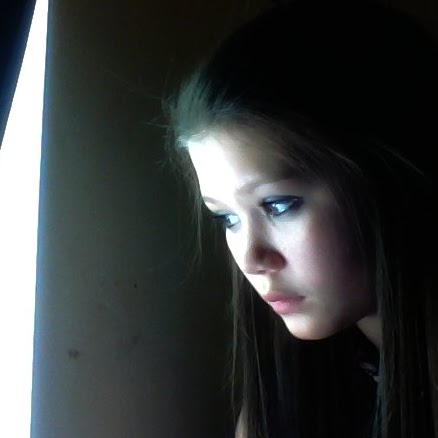 Samantha Crump Photo 4