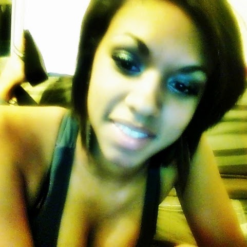 Tara Simmons Photo 39