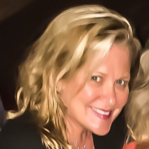 Cindy Larson Photo 27