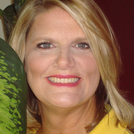 Bethany Brown Photo 37