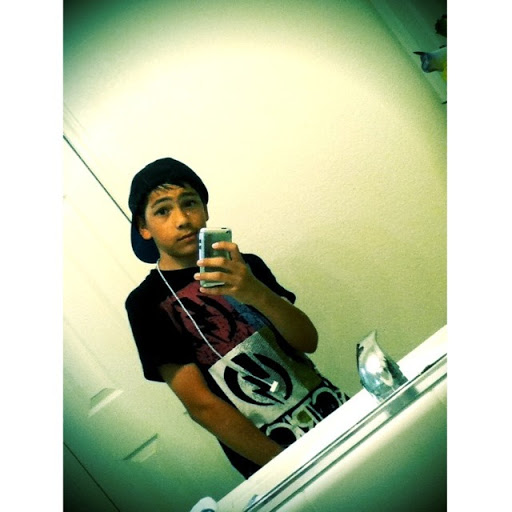 Alex Zuniga Photo 23