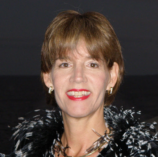 Teresa Miller Photo 30