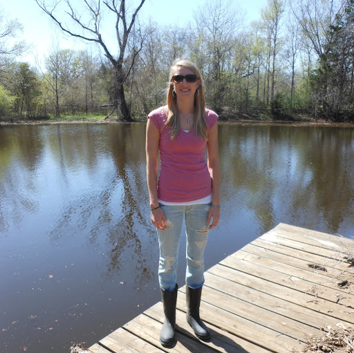 April Shelton Photo 21