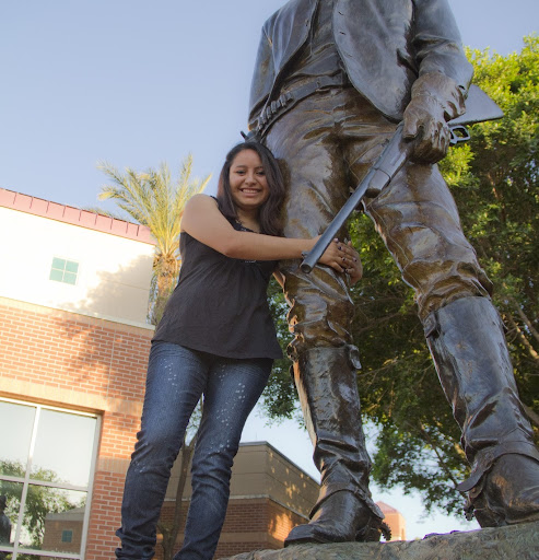 Maria Duran Photo 11