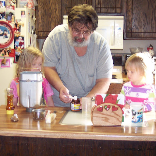 Larry Small Photo 28