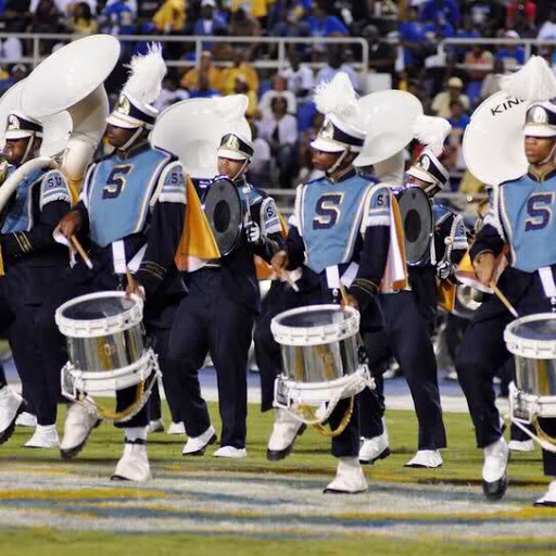 Kevin Albert Photo 27