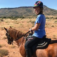 Megan Hendricks Photo 17