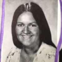 Elizabeth Mcdaniel Photo 26