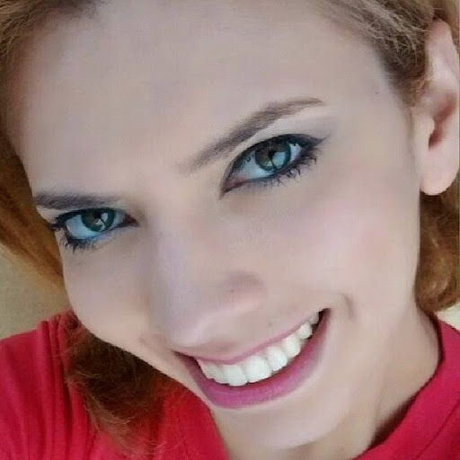 Adriana Carter Photo 21