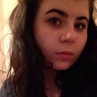 Danielle Metzger Photo 16