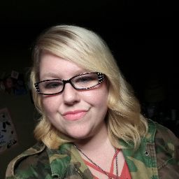 Laura Vickers Photo 31