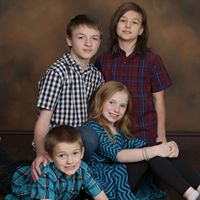 Catherine Riley Photo 16