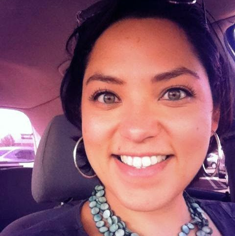 Julie Gonzales Photo 22