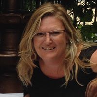 Cynthia Helm Photo 14