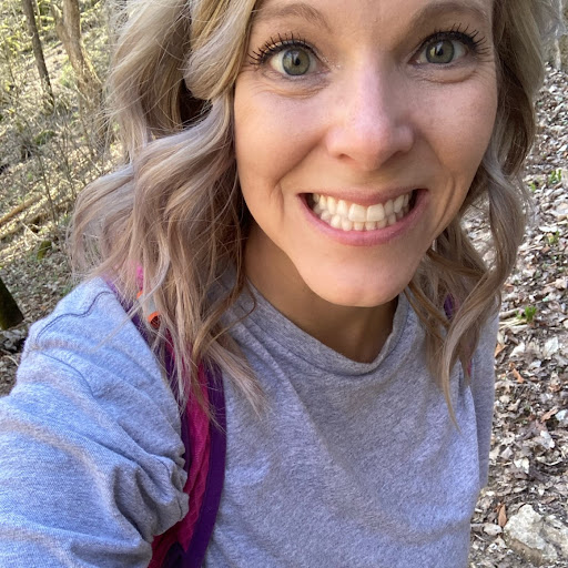 Stephanie Moreland Photo 4