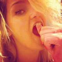 Marie Roberts Photo 11