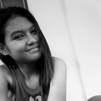 Angela Salazar Photo 14