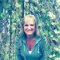 Michele Lawrence Photo 33