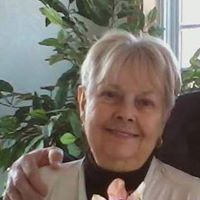 Janie Reynolds Photo 14