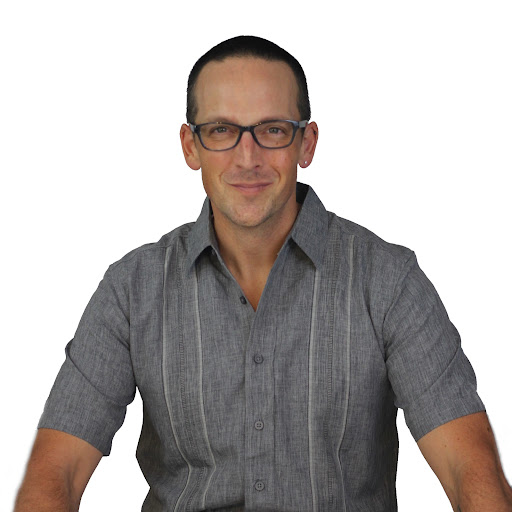 Gene Fowler Photo 17