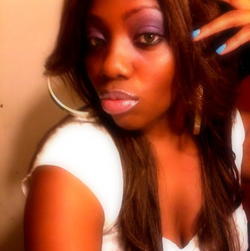 Shannon Fields Photo 20