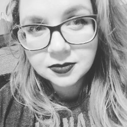 Audrey May Photo 5
