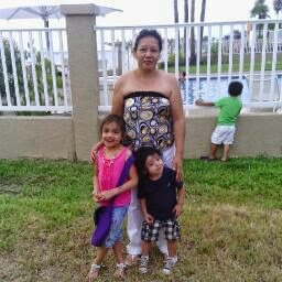 Ada Cruz Photo 12
