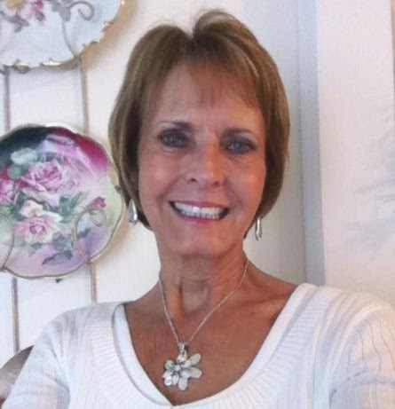 Laurel Walker Photo 19