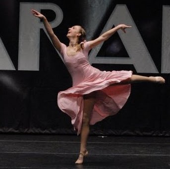 Hannah Shields Photo 7