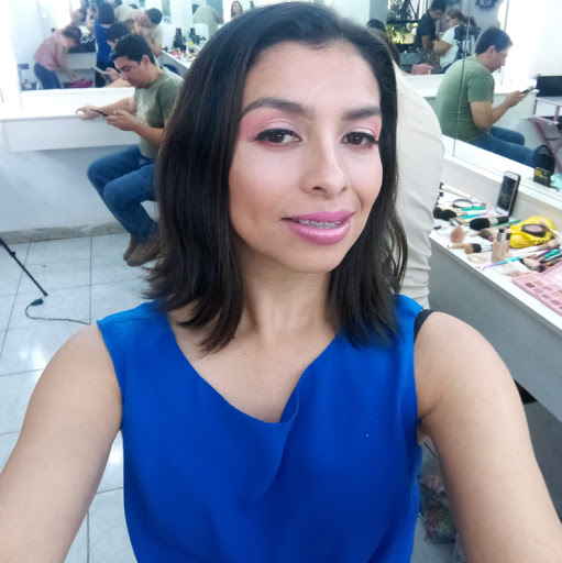 Guadalupe Rosales Photo 15