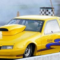Eddie Hamilton Photo 32