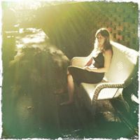 Angela Courtney Photo 19