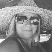 Stephanie Griffith Photo 14