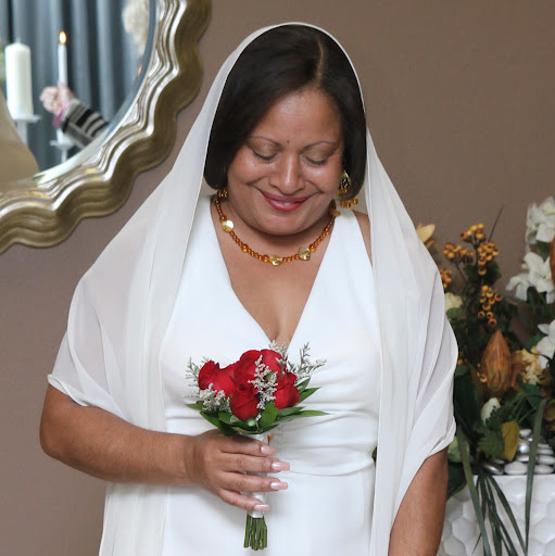 Ruth Shields Photo 21