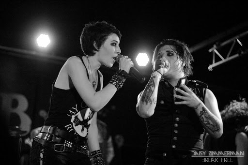 Elizabeth Grasso Photo 25