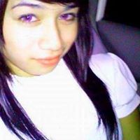 Nina Curtis Photo 17