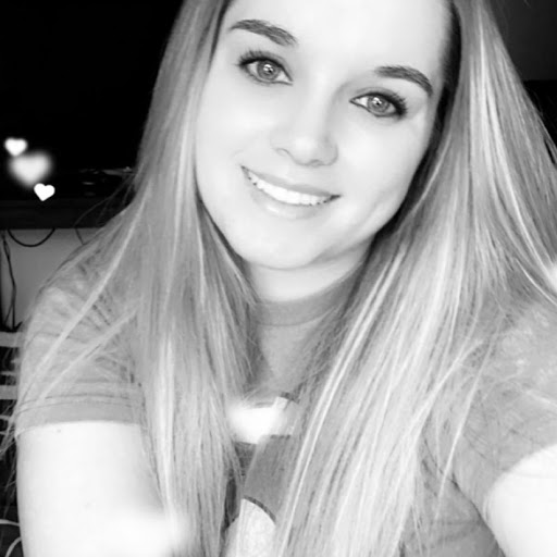 Kimberly Schaeffer Photo 8