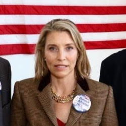 Clarissa Moore Photo 11