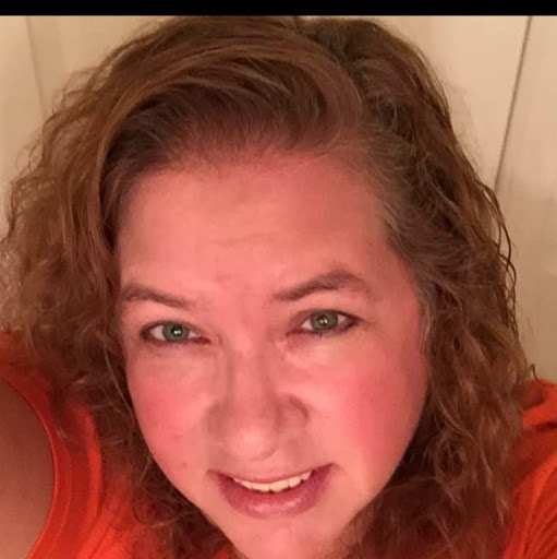 Lauren Thacker Photo 9