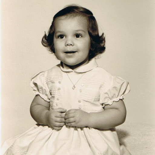Michelle Simpson Photo 23