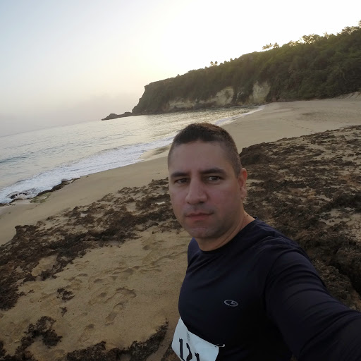 Eliezer Nieves Photo 14