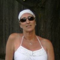 Pamela Perry Photo 40