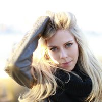 Julia Ransom Photo 11