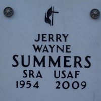 Rebecca Mercer Photo 33